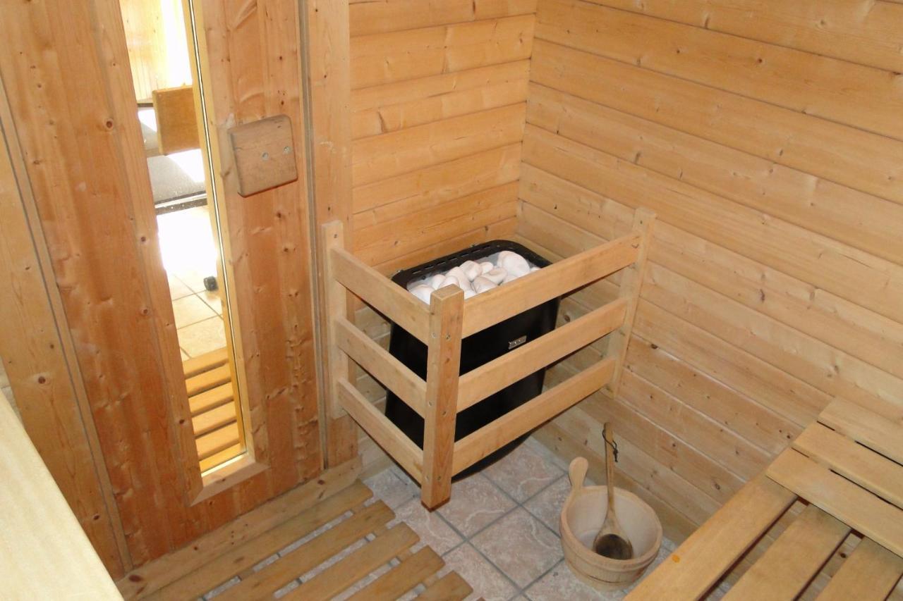 Gite 829 Montagnes Du Jura Avec Spa Et Sauna Classe 3 Etoiles Foncine-le-Haut Екстер'єр фото